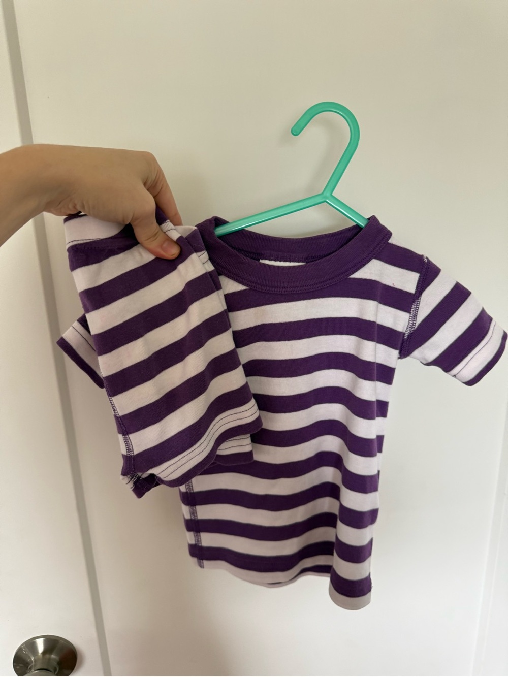 Hanna Andersson 2T Kids Purple and White Striped PJs